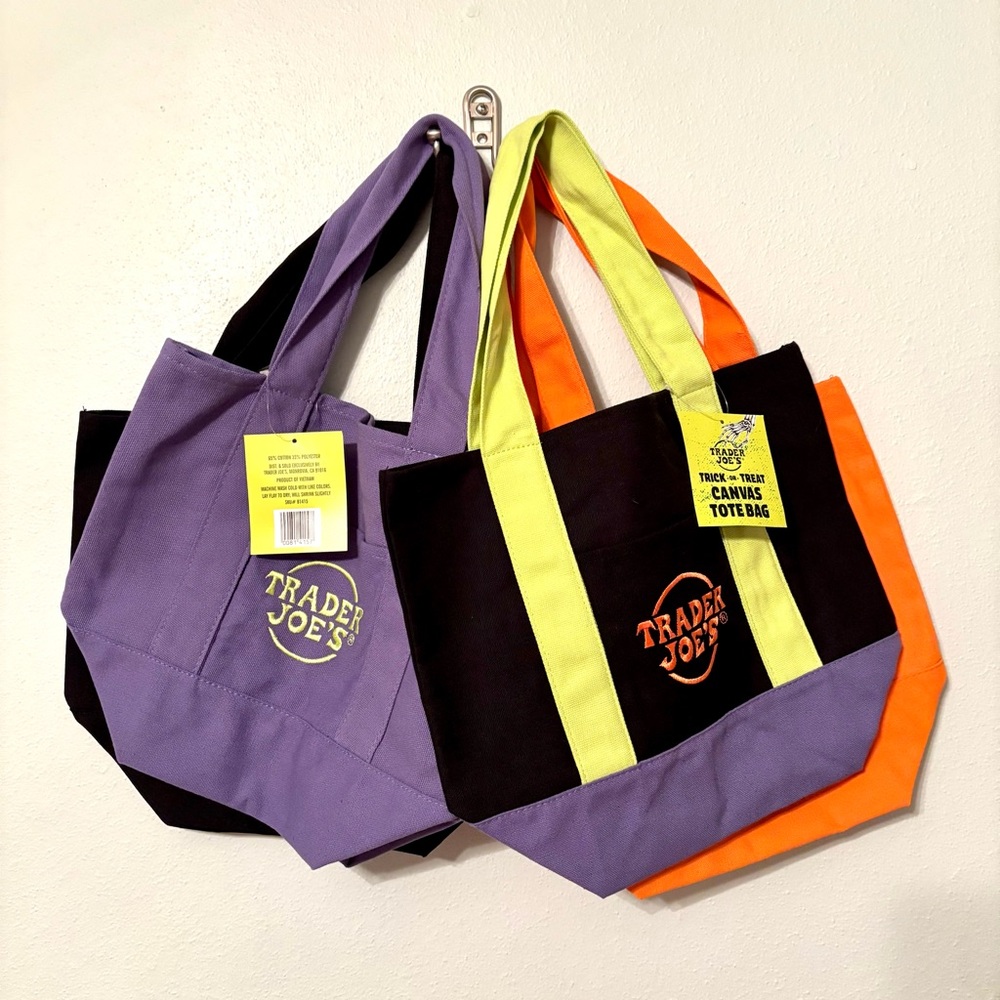 NWT Full Set of 4 Trader Joe’s Halloween 2025 MINI Viral Totes, Trick or Treat